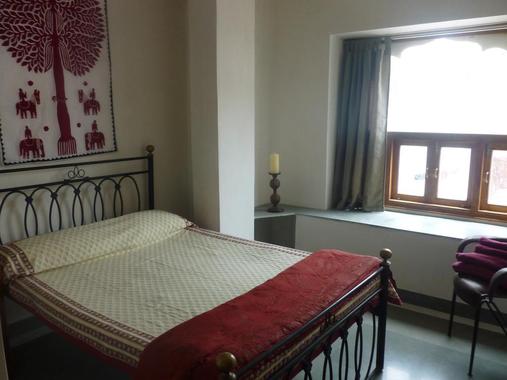 Silver Moon Haveli Udaipur Phòng bức ảnh