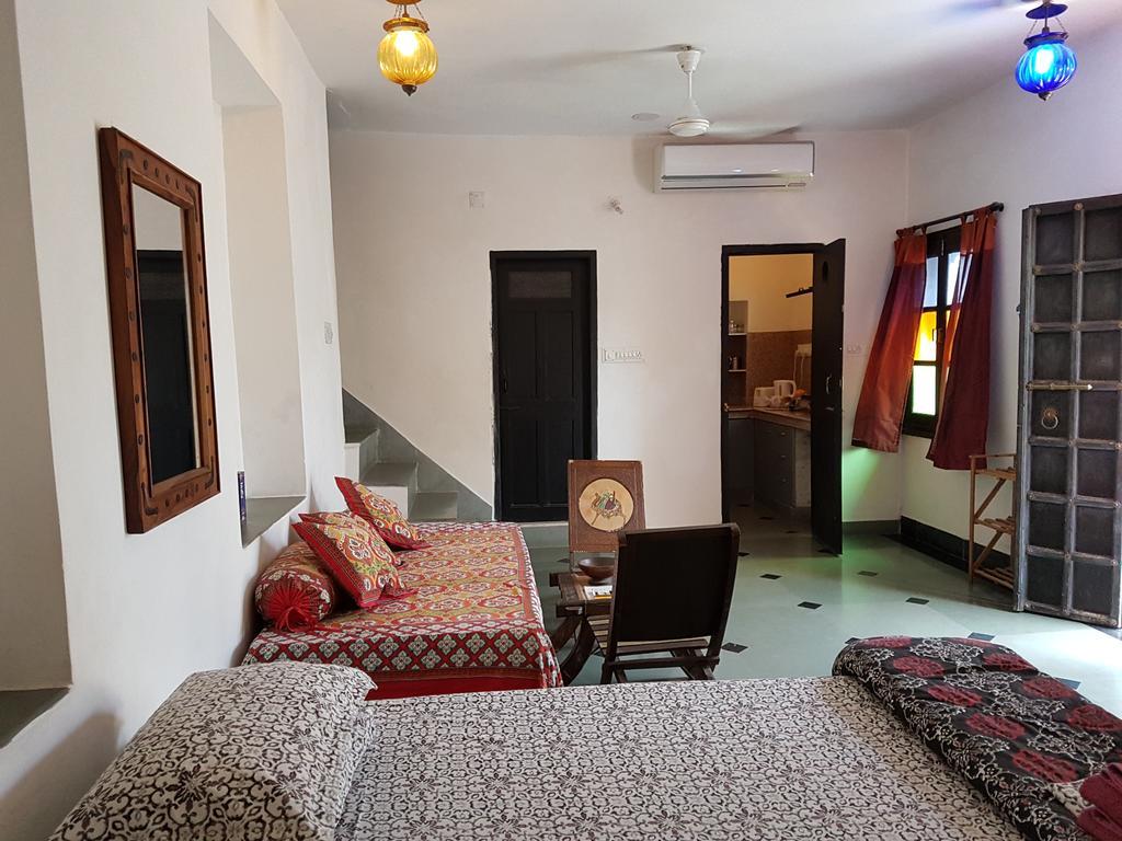 Silver Moon Haveli Udaipur Ngoại thất bức ảnh